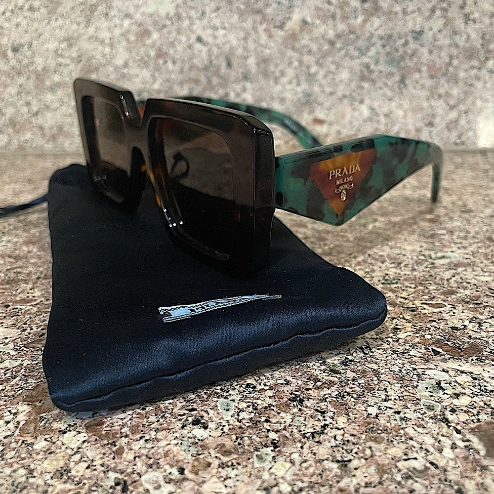 Prada PR 23YS